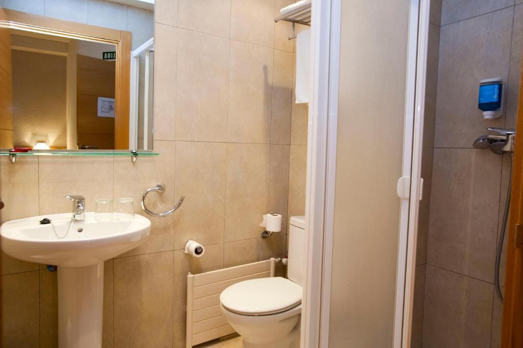 Hostal Abodi Pamplona Szoba fotó