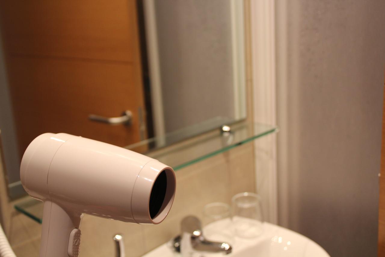Hostal Abodi Pamplona Kültér fotó